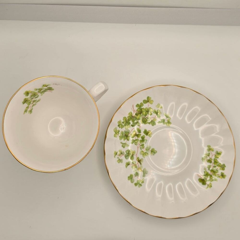 Vintage Crown Trent fine Bone China England Cup and Saucer clover design - Picture 5 of 9